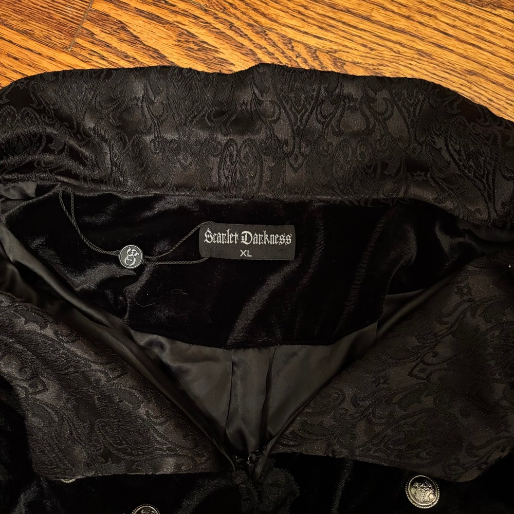 Scarlet Darkness Black Velvet Gothic Victorian Jacket Lace Trim XL - Picture 4 of 6